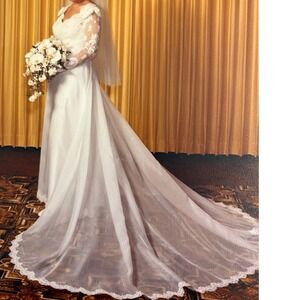 Vintage Priscilla of Boston Wedding Dress Gown Lace Sleeves‎ Bridal needs dye